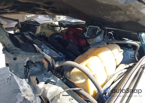 1989 BMW 325 I Automatic/Is Automatic from USA, damaged, VIN WBAAA2305K4258516